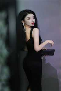 怎么还有厂花半夜敲我门？全局