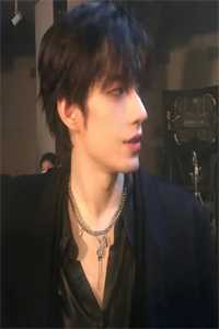 切断他呼吸机的那一刻，我以为我在救他广告+结局