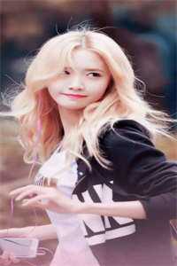 贵妇班毕业看到弹幕后，冷面罗刹的老婆我不当了在线看