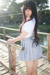 高冷设计师的软萌招财小妹爽文