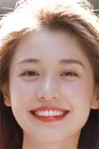 万人嫌老村妇竟是皇太后，皇后和状元孙子吓晕了谢允初萧逸后续+全文