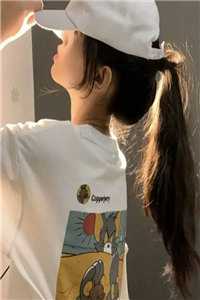 昨夜离港，灯火璀璨爽文