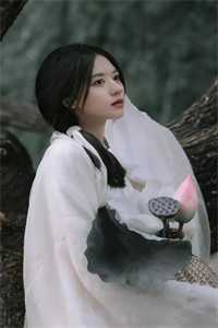 花魁班学成看到弹幕后，冷面摄政王的王妃我不当了无错版