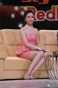 凝脂美人穿七零，糙汉养崽洗床单章节