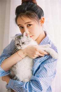 太子退婚娶穿越女，我改嫁三皇子登后位by