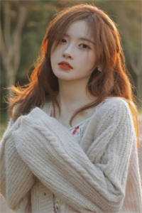 穿书冒充男主未婚妻，入夜咬唇吻全本小说推荐