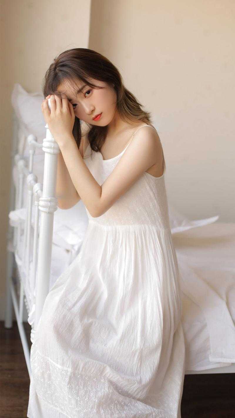 出狱后，为给小助理出气亲手送我进监狱的未婚妻悔疯了试读