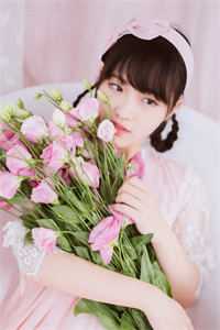 八年情深不及狗异常火爆