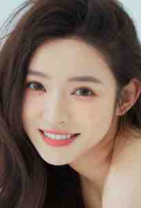 重生后，为我殉情的双青梅变心了在线看