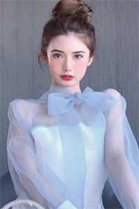 大妈火车脱鞋16小时，我反手举报违禁品，大妈彻底慌了的小说