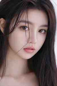 忘记切小号，我和影帝的关系曝光了小说结局