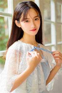 白日清冷帝师，夜里缠我腰肢短篇