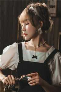 被强行赶下飞机后，首富全家跪求我救命免费看