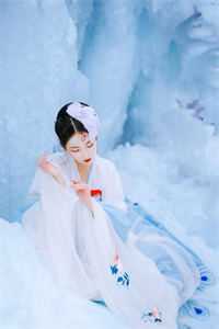 女拍卖师看上我的司机老公免费阅读全文