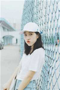 我摘星辰缀她衣完结版